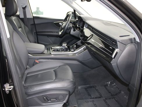 Used 2023 Audi Q7 3.0T Premium Plus image 29