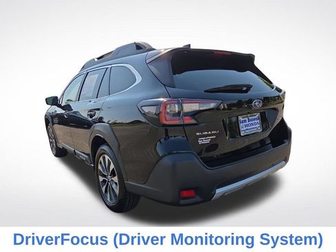 Used 2023 Subaru Outback Limited AWD/4WD image 8
