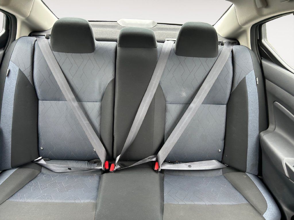 Used 2025 Nissan Versa SV FWD image 13