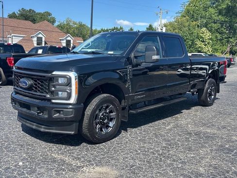 Used 2023 Ford F250 Lariat w/ Lariat Ultimate Package AWD/4WD image 3