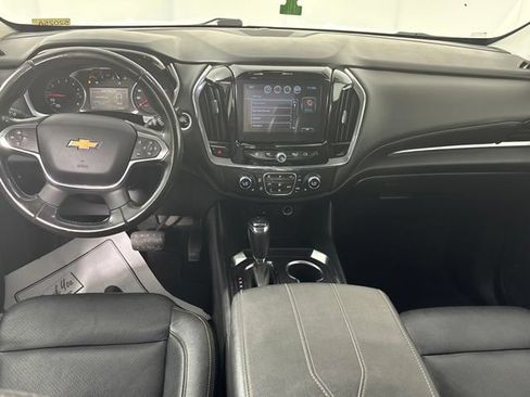 Used 2018 Chevrolet Traverse LT FWD image 14