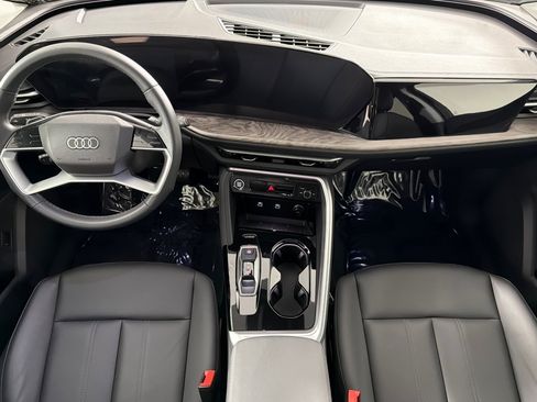 Used 2025 Audi Q5 Premium w/ Convenience Package AWD/4WD image 12