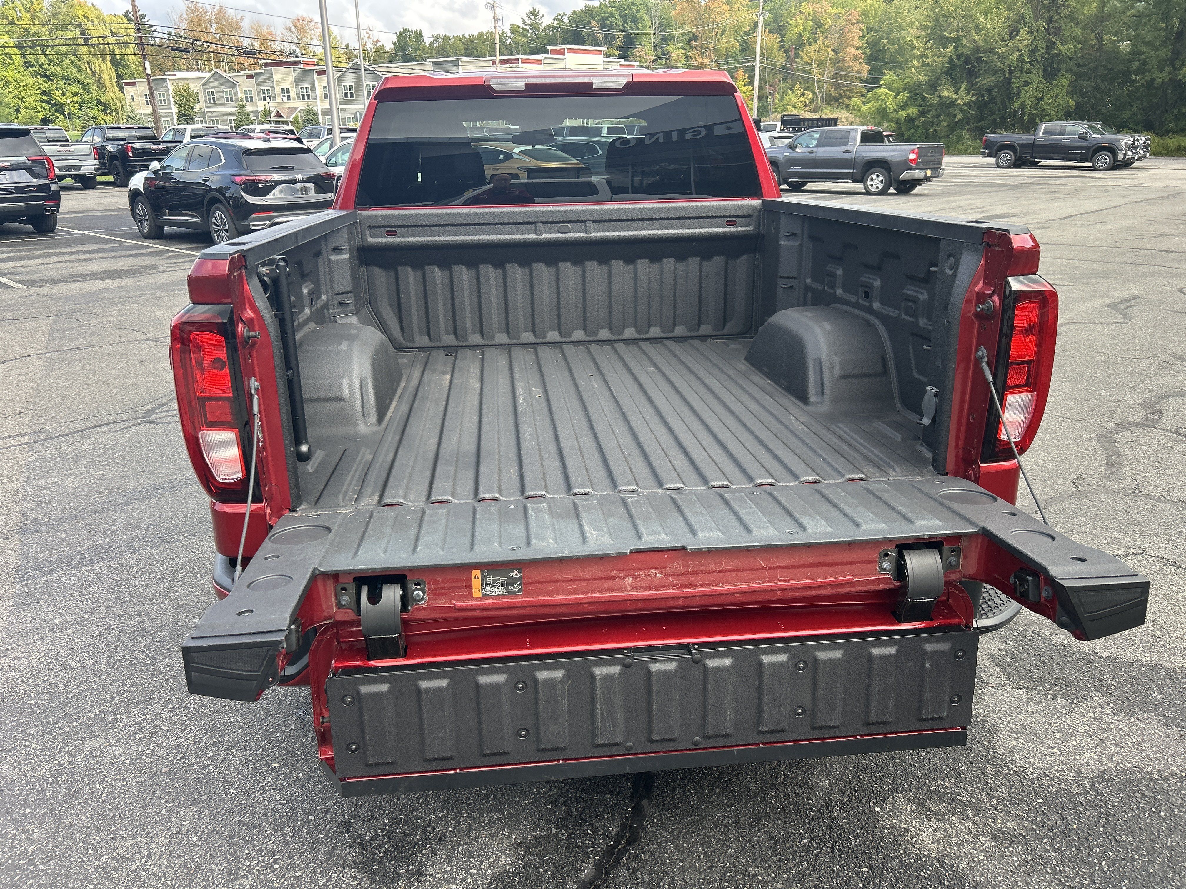 Used 2022 GMC Sierra 1500 Elevation AWD/4WD image 12