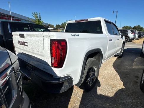 Used 2019 GMC Sierra 1500 SLT AWD/4WD image 5