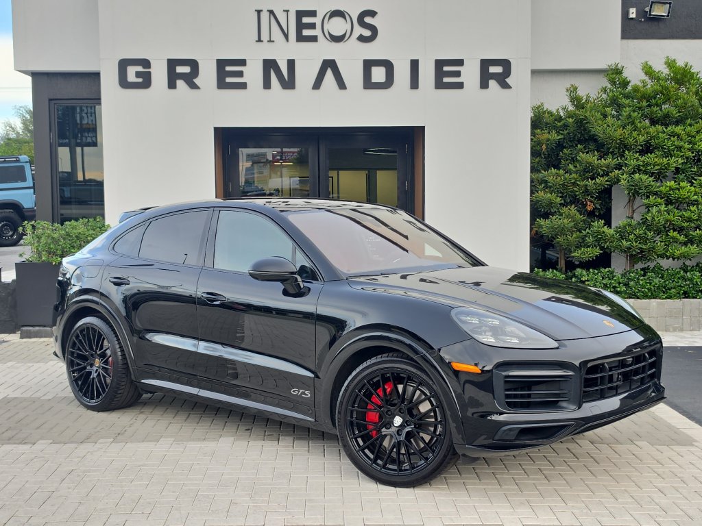 Used 2021 Porsche Cayenne GTS AWD/4WD image 1