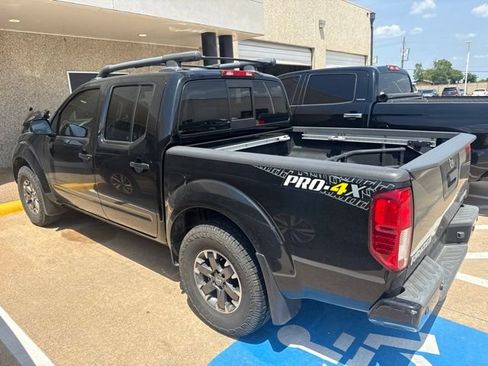 Used 2020 Nissan Frontier PRO-4X w/ Pro-4x Utility Package AWD/4WD image 4