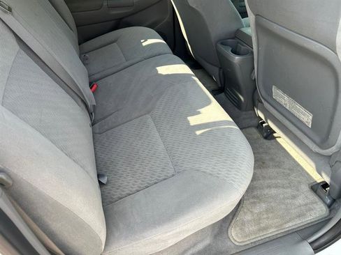 Used 2010 Toyota Tacoma PreRunner image 12