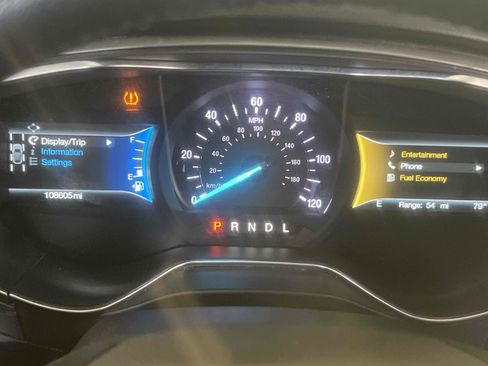 Used 2018 Ford Fusion SE w/ Equipment Group 602A FWD image 37