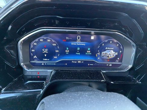 Used 2023 Chevrolet Silverado 1500 High Country w/ Z71 Off-Road Package image 9