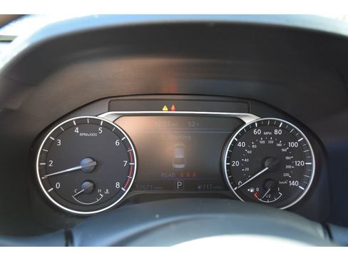 Used 2024 Nissan Altima 2.5 SV image 21