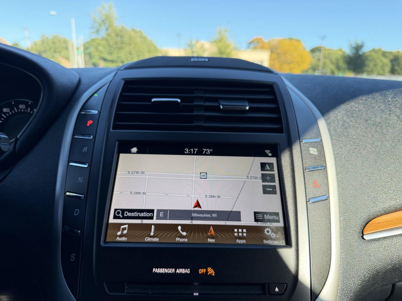 Used 2019 Lincoln MKC Reserve w/ MKC Climate Package AWD/4WD image 13