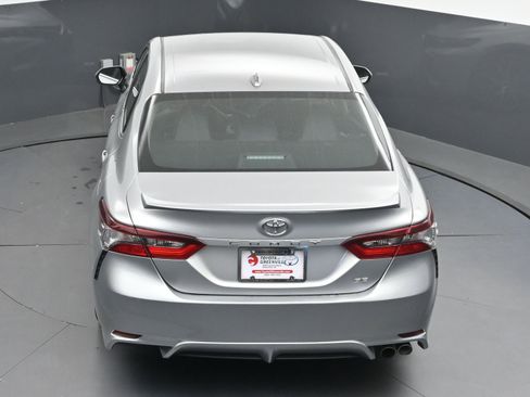Used 2021 Toyota Camry SE image 34
