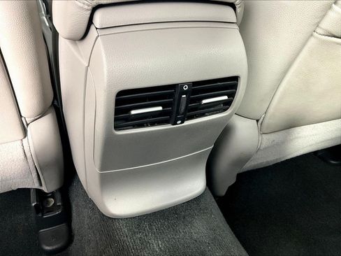 Used 2012 Honda Accord EX-L image 10