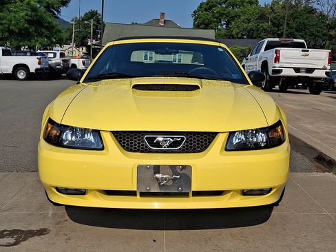 Used 2002 Ford Mustang GT RWD image 3