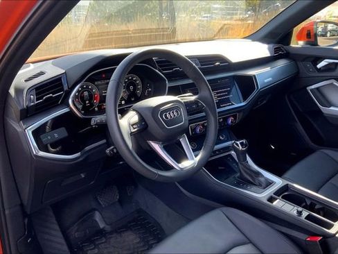 Certified 2025 Audi Q3 2.0T Premium Plus w/ Premium Plus Package image 14