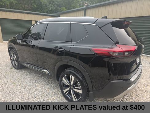 Used 2021 Nissan Rogue Platinum AWD/4WD image 3