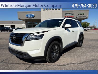 Used 2022 Nissan Pathfinder SV