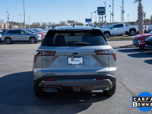 Used 2025 Chevrolet Equinox ACTIV w/ Convenience Package III image 4