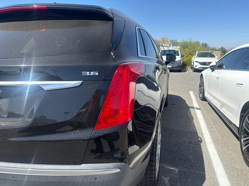 Used 2019 Cadillac XT5 Premium Luxury FWD image 6