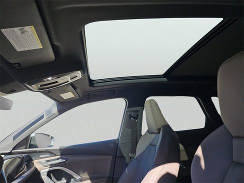 New 2025 Audi Q5 Premium Plus image 8