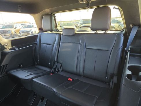 Used 2021 Ford Expedition XLT image 37