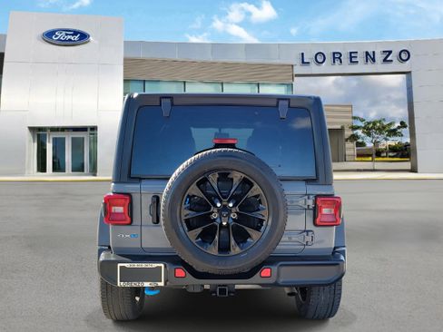 Used 2023 Jeep Wrangler Unlimited Sahara image 6