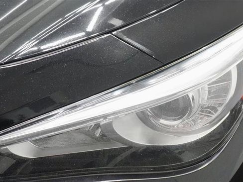 Used 2017 INFINITI Q50 Signature Edition w/ All Weather Package (L93) image 40