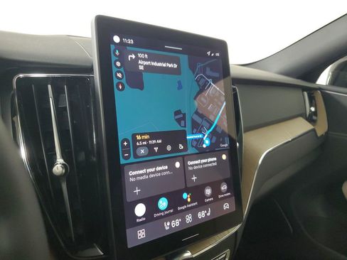 Used 2026 Volvo XC60 B5 Plus w/ Protection Package Premier image 28