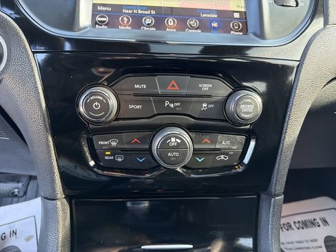 Used 2019 Chrysler 300 S w/ 300S Premium Group image 26