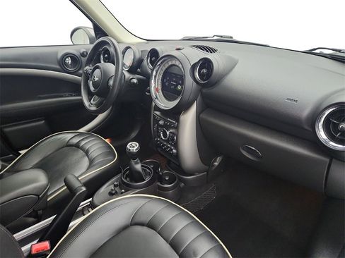 Used 2014 MINI Cooper Countryman image 24