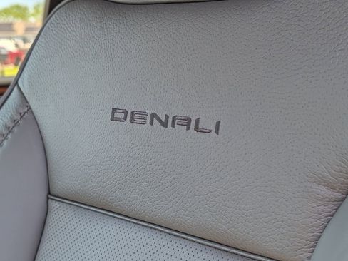 New 2026 GMC Sierra 3500 Denali w/ Denali Reserve Package AWD/4WD image 43