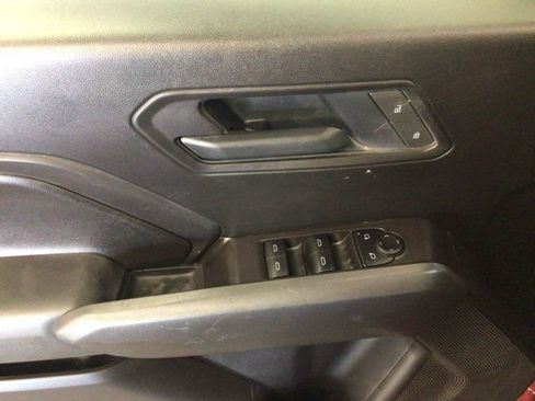 Used 2026 Chevrolet Colorado W/T w/ WT Custom Package RWD image 21