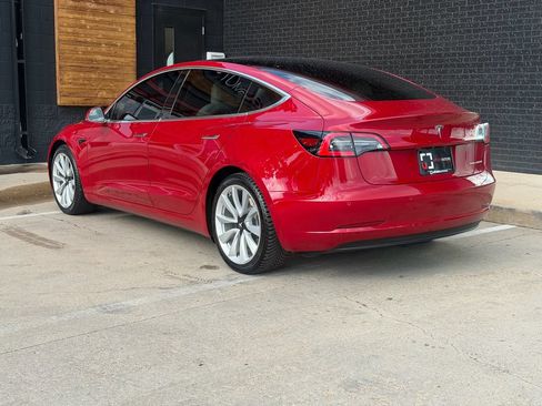 Used 2018 Tesla Model 3 Long Range AWD/4WD image 12