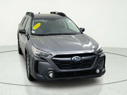 Certified 2025 Subaru Outback Premium AWD/4WD image 2