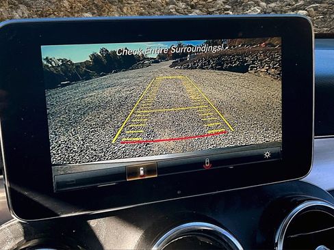 Used 2019 Mercedes-Benz GLC 300 GLC 300 w/ Multimedia Package image 19