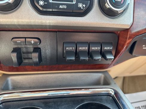 Used 2013 Ford F350 King Ranch image 40