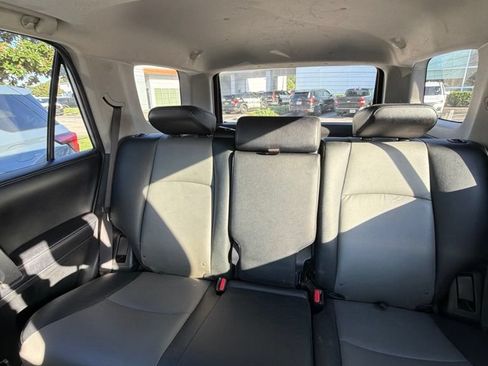 Used 2016 Toyota 4Runner SR5 Premium AWD/4WD image 11