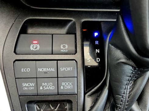 Certified 2023 Toyota RAV4 XLE w/ Convenience Package AWD/4WD image 49