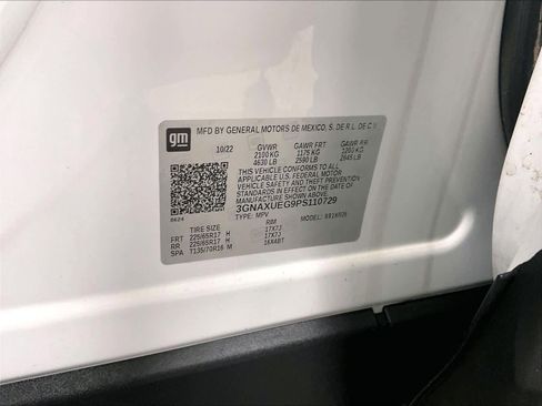 Used 2023 Chevrolet Equinox LT image 35