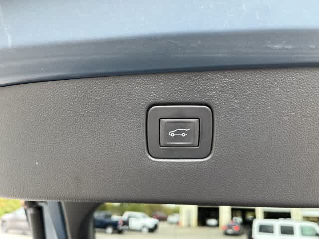 Used 2024 Buick Envista Preferred w/ Convenience II Package FWD image 29