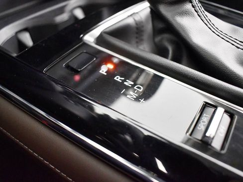 Used 2021 MAZDA CX-30 AWD 2.5 S w/ Premium Package image 34