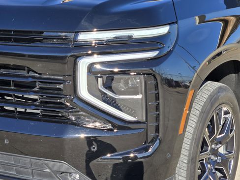 Used 2025 Chevrolet Tahoe RST w/ Comfort Package image 14