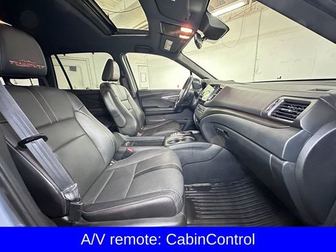 Used 2022 Honda Passport TrailSport image 7