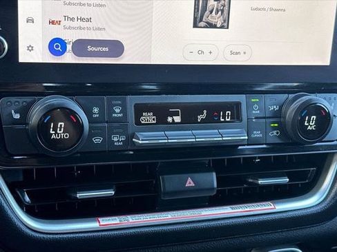 Certified 2025 Toyota Grand Highlander FWD image 23