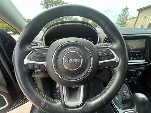Used 2019 Jeep Compass Limited AWD/4WD image 25