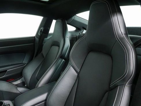 Used 2026 Porsche 911 Carrera image 3