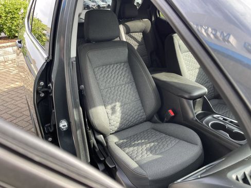 Used 2018 Chevrolet Equinox LT AWD/4WD image 32
