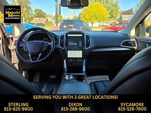 Used 2023 Ford Edge Titanium image 24