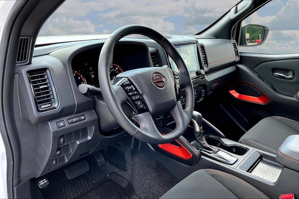 Used 2022 Nissan Frontier Pro-X w/ Technology Package RWD image 20