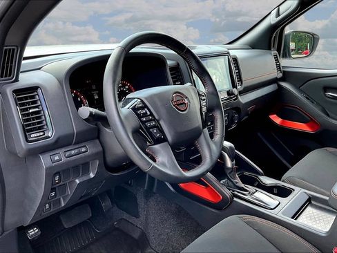 Used 2022 Nissan Frontier Pro-X w/ Technology Package RWD image 20